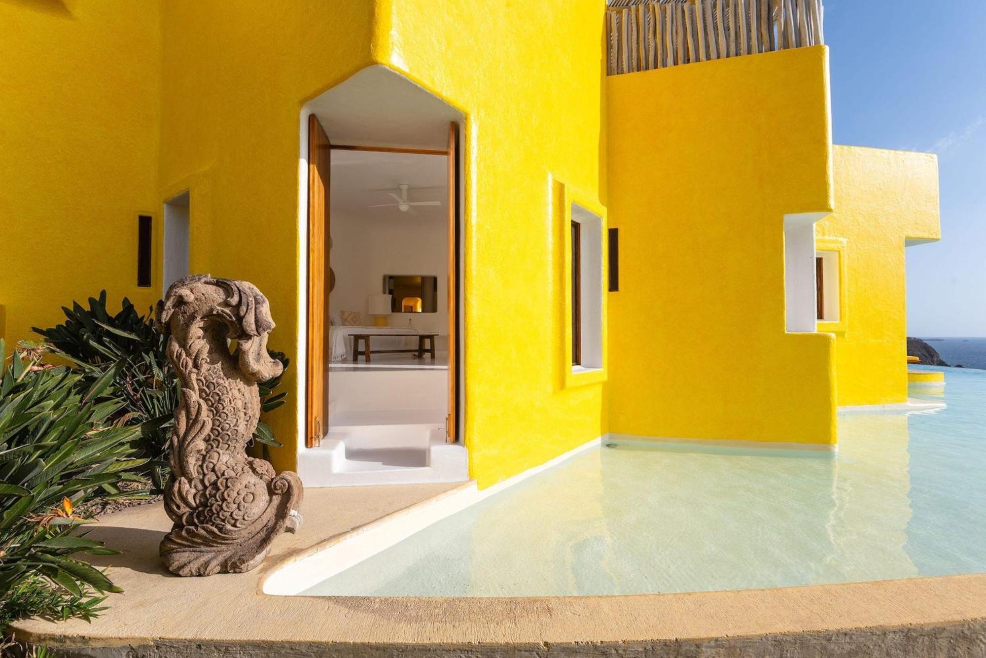 Sol De Oriente In Careyes Hotel Exterior photo